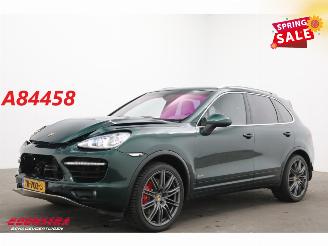 krockskadad bil auto Porsche Cayenne 4.8 Turbo 500 PK PASM Bose Ventilatie AHK 2012/5