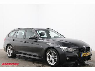 BMW 3-serie Touring 318i M Sport LED Leder SHZ PDC picture 2
