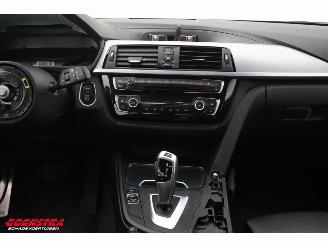 BMW 3-serie Touring 318i M Sport LED Leder SHZ PDC picture 10
