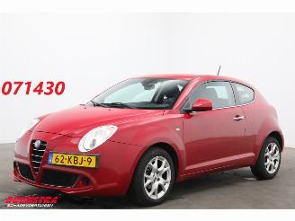 krockskadad bil auto Alfa Romeo MiTo 1.4 Distinctive Clima Cruise PDC 2009/10