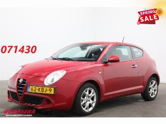 skadebil auto Alfa Romeo MiTo 1.4 Distinctive Clima Cruise PDC 2009/10