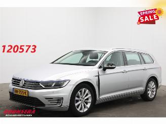 Unfallwagen Volkswagen Passat Variant Variant 1.4 TSI GTE Highline LED ACC ErgoComf. Navi Clima Camera SHZ 2015/12