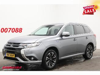 Tweedehands auto Mitsubishi Outlander 2.0 PHEV Executive Edition 4X4 Navi Clima Cruise Camera SHZ PDC AHK 2015/12