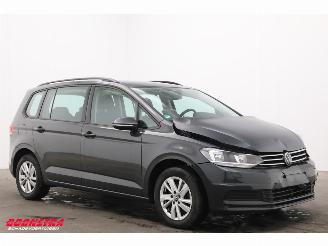 Volkswagen Touran 2.0 TDI 150 PK DSG Navi Clima Cruise SHZ PDC picture 2