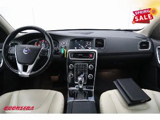 Volvo V-60 2.4 D6 Twin Engine Summum Schuifdak H/K Memory BiXenon Camera SHZ AHK picture 8