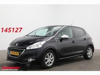 Schadeauto Peugeot 208 1.2 VTi Style 5-DRS Navi Airco Bluetooth Cruise AHK 162.109 km! 2015/1