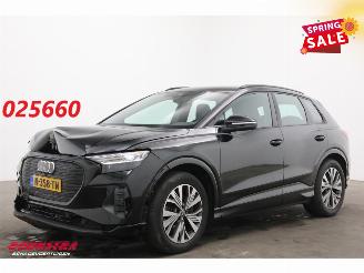 krockskadad bil auto Audi Q4 40 Advanced edition 77 kWh LED ACC Virtual Apple/Android Camera SHZ 2021/12