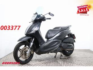 krockskadad bil motor Piaggio FZS 1000 350 Beverly Sport ABS 2017/3