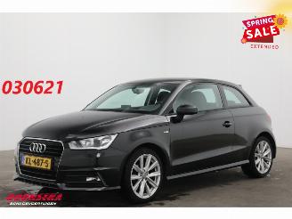 krockskadad bil auto Audi A1 1.4 TDI Aut. Adrenalin Airco Cruise Bluetooth 2016/10