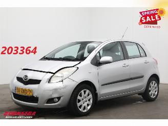 Daihatsu Charade ~ Toyota Yaris 1.3 City Airco LMV 136.709 km! picture 1