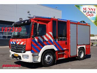 dañado camiones Mercedes Atego 1527 Ziegler Komplett Feuerwehr 16.684 km! Euro 6 2018/11