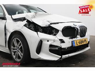BMW 1-serie 118i Aut. M-Sport Leder Navi Clima Cruise SHZ PDC picture 6