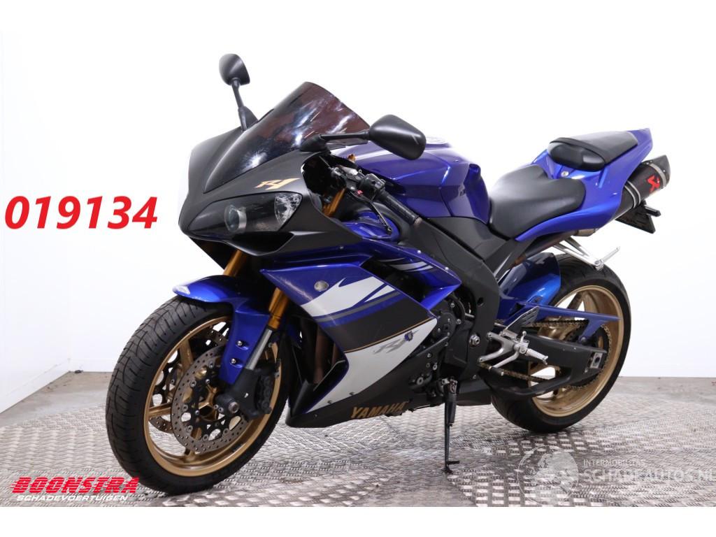 Yamaha YZF-R1 YZF-R1 Akrapovic