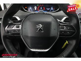 Peugeot 5008 1.2 PureTech Active Navi Clima Cruise Camera PDC AHK picture 17