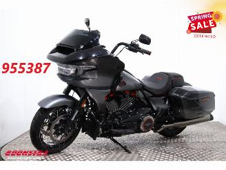 krockskadad bil motor Harley-Davidson Road Glide CVO Road Glide 5HD Khrome Cruise Heizgriffe Navi 2025/8