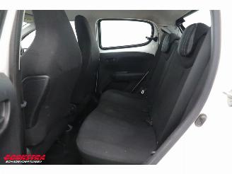Peugeot 108 1.0 e-VTi Active 5-DRS Airco Bluetooth 137.303 km! picture 17