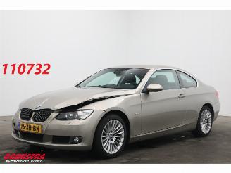 krockskadad bil auto BMW 3-serie Coupe 325i Aut. High Executive Memory Xenon Navi Clima Cruise PDC 2007/3