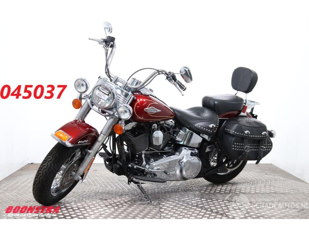 Harley-Davidson  FLSTC Heritage Softail Classic Vance Hines