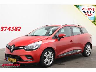 ocasión turismos Renault Clio Estate 1.5 dCi Ecoleader Zen Navi Bluetooth Airco Cruise PDC AHK 2018/1
