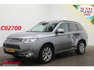krockskadad bil auto Mitsubishi Outlander 2.0 PHEV Instyle+ 4X4 ACC Schuifdak Leder Camera SHZ 183.069 km! 2015/3