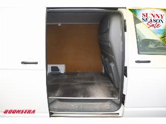 Volkswagen Transporter 2.0 TDI 150 PK DSG L2-H1 Navi Airco Cruise AHK 53.404 km! picture 13