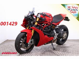 krockskadad bil motor Ducati VS 600 SuperSport S ABS Akrapovic 2017/4