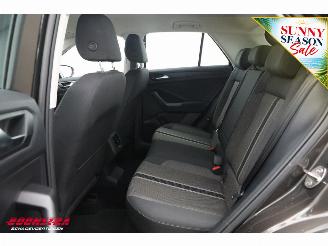 Volkswagen T-Roc 1.5 TSI Sport ACC Navi Airco Virtual Bluetooth AHK picture 17
