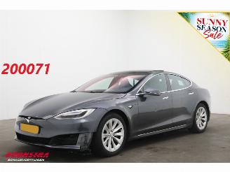 Vaurioauto  passenger cars Tesla Model S 75 Base Pano Schuif/kantel Cruise Navi Memory Leder SHZ Camera PDC 2017/8