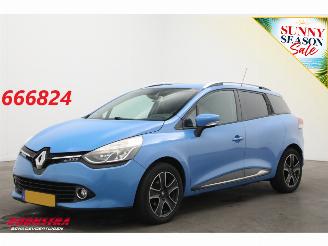 skadebil auto Renault Clio Estate Grandtour 1.5 dCi Dynamique Navi Airco Cruise 2014/6