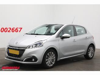 skadebil auto Peugeot 208 1.2 PureTech Allure Apple/Android Navi Clima Cruise Camera 64.916 km! 2017/3