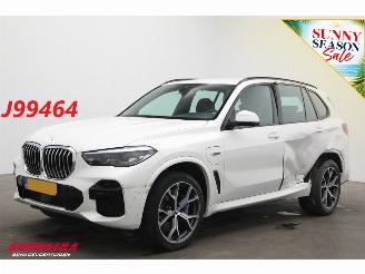 krockskadad bil auto BMW X5 xDrive45e M-Sport LED ACC Memory Leder Apple/Android Camera SHZ AHK 2021/12