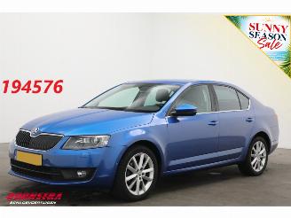 Tweedehands auto Skoda Octavia 1.2 TSI Greentech Style Canton Navi Clima Cruise SHZ PDC 2015/7