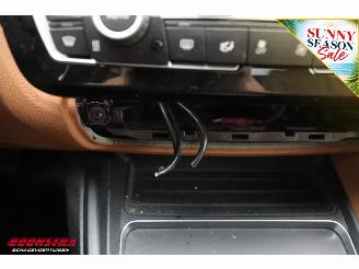 BMW 3-serie 318i Aut. Luxury Cruise Navi Clima Leder SHZ PDC picture 9