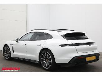 Porsche Taycan GTS 95 kWh Sport Chrono PDLS+ PDCC PTV PTM 4WD 4WS Pano HUD Bose Memory 360° picture 4