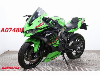 uszkodzony motocykle Kawasaki  Ninja ZX-4RR ABS Akrapovic 2.984 km! 2025/11