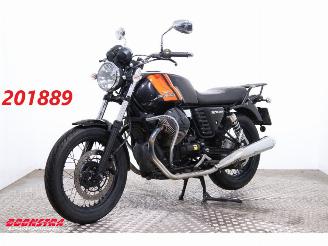 Vaurioauto  motor cycles Moto Guzzi  V7 II Special ABS 17.433 km! 2016/9