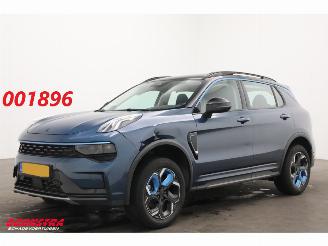 Schadeauto Lynk & Co 01 1.5 HEV Infinity Pano ACC Navi Clima SHZ Virtual Apple/Android Camera PDC AHK 2022/4