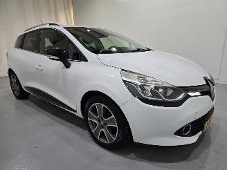 Schadeauto Renault Clio Estate 0.9 TCe Night&Day 66kw Bjr.2014 2014/8