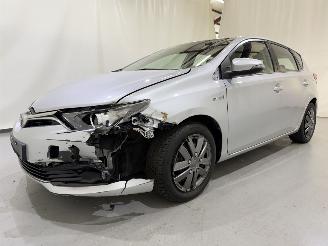 Toyota Auris HB 1.8 Hybrid Comfort Dynamic picture 35