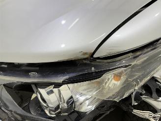 Toyota Auris HB 1.8 Hybrid Comfort Dynamic picture 21