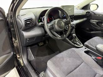 Toyota Yaris HB 1.5 Hybrid Iconic picture 40