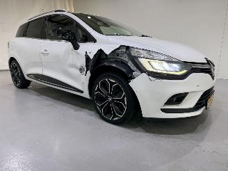 Coche accidentado Renault Clio Estate 0.9 TCw BOSE Navi/Clima 2018/4