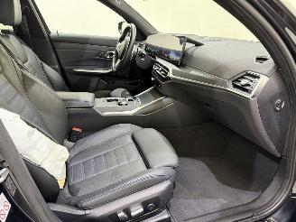 BMW 3-serie Touring 330e xDrive M Sport PHEV picture 7