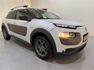 Unfallwagen Citroën C4 cactus 1.2 PureTech 82 Shine Automaat 2014/11