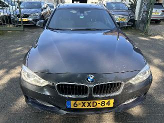 BMW 3-serie 320i  Touring High Executive  Automaat picture 2