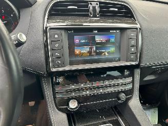 Jaguar F-Pace 2.0 Diesel  Automaat picture 16