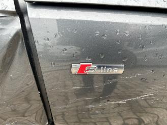 Audi A4 Avant  35 TDI Automaat picture 5