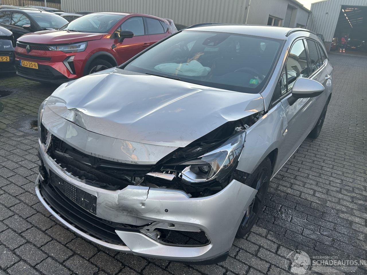 Opel Astra Sports Tourer 1.2 Ultimate