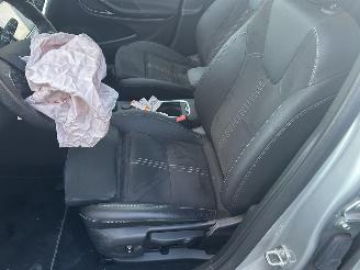 Opel Astra Sports Tourer 1.2 Ultimate picture 6