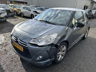 uszkodzony samochody osobowe Citroën DS3 1.6 So Chic 2010/7